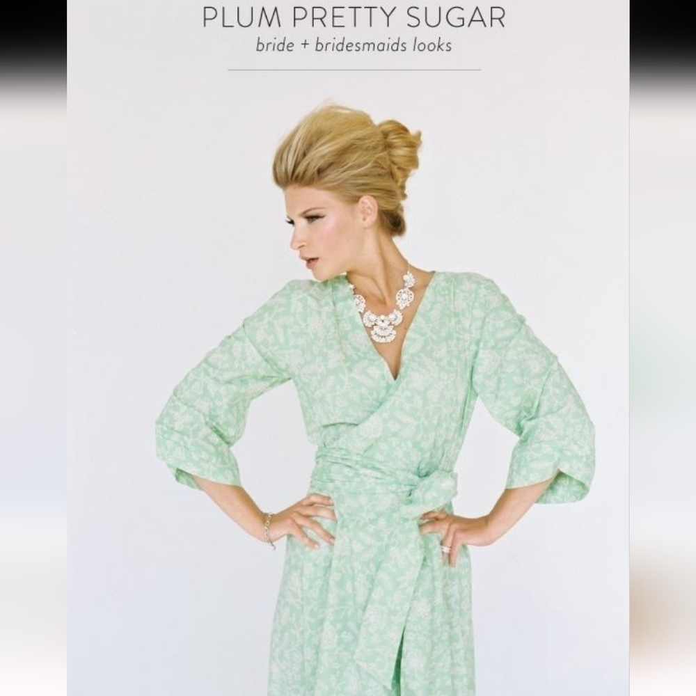 Plum Pretty Sugar Wrap Dress Robe Scoop Back Knee Length Green Floral Size Med